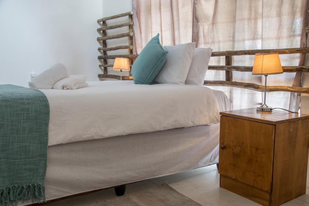 Leeville Guesthouse 卡萨内 外观 照片